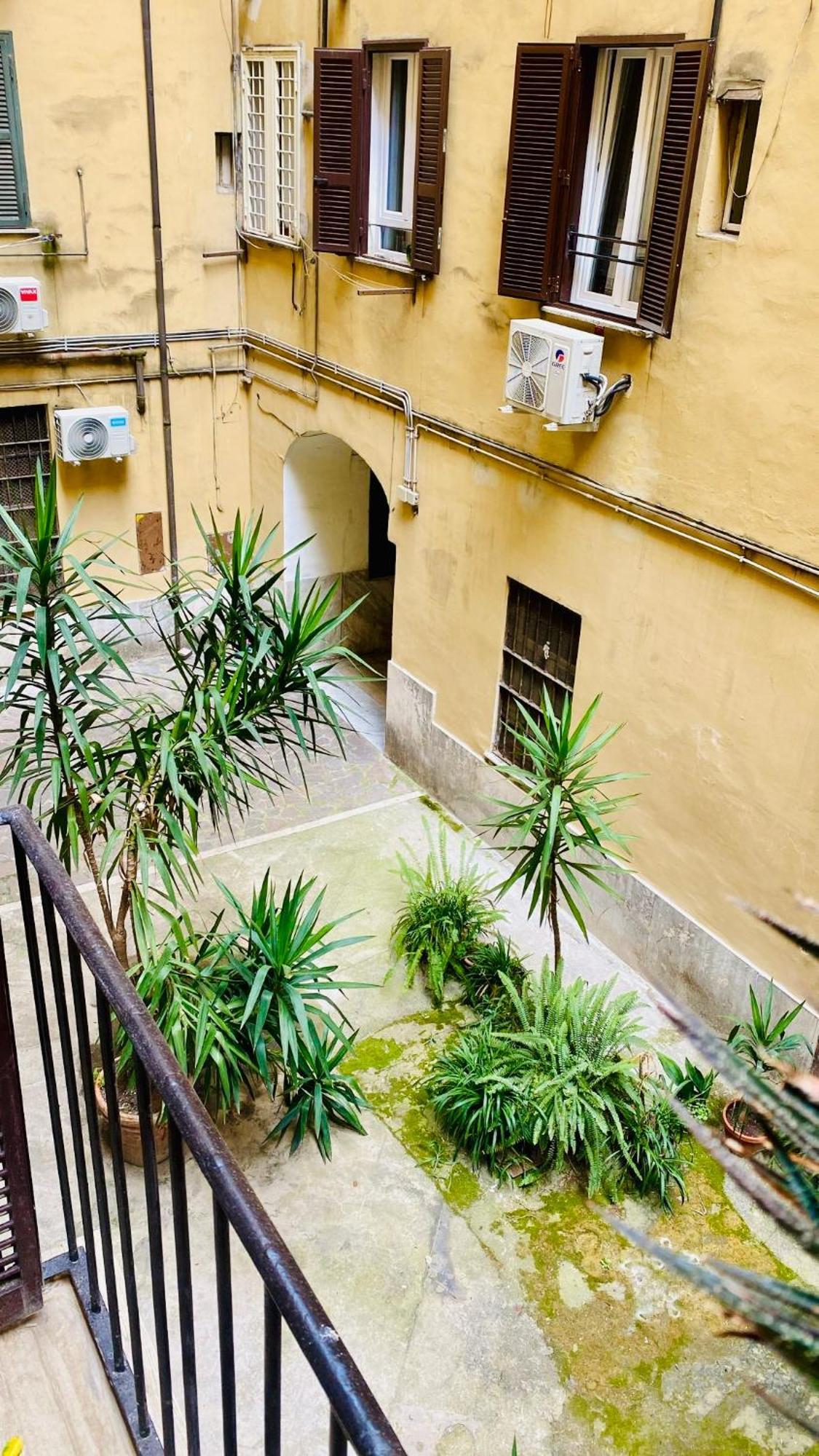 Kira Luxury With Terrace Apartment Rom